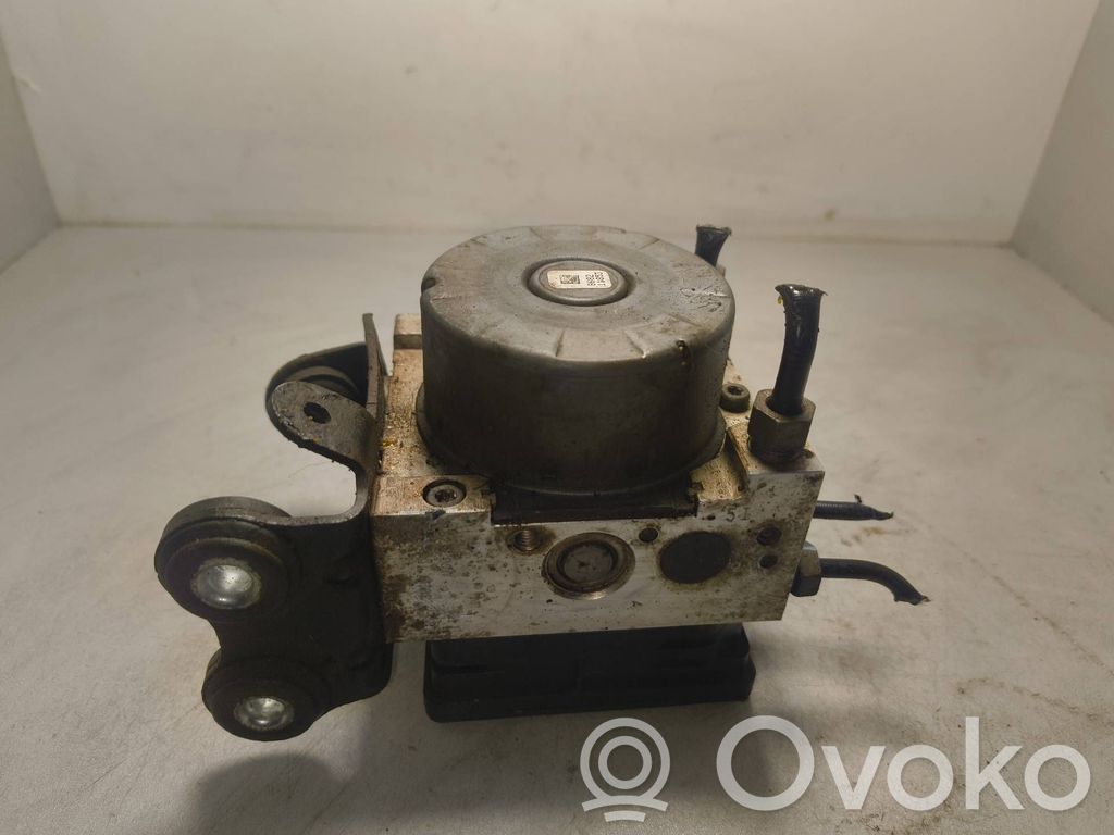 Ford Mondeo MK V ABS Pump 