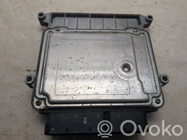 Hyundai i20 (PB PBT) Engine control unit/module 