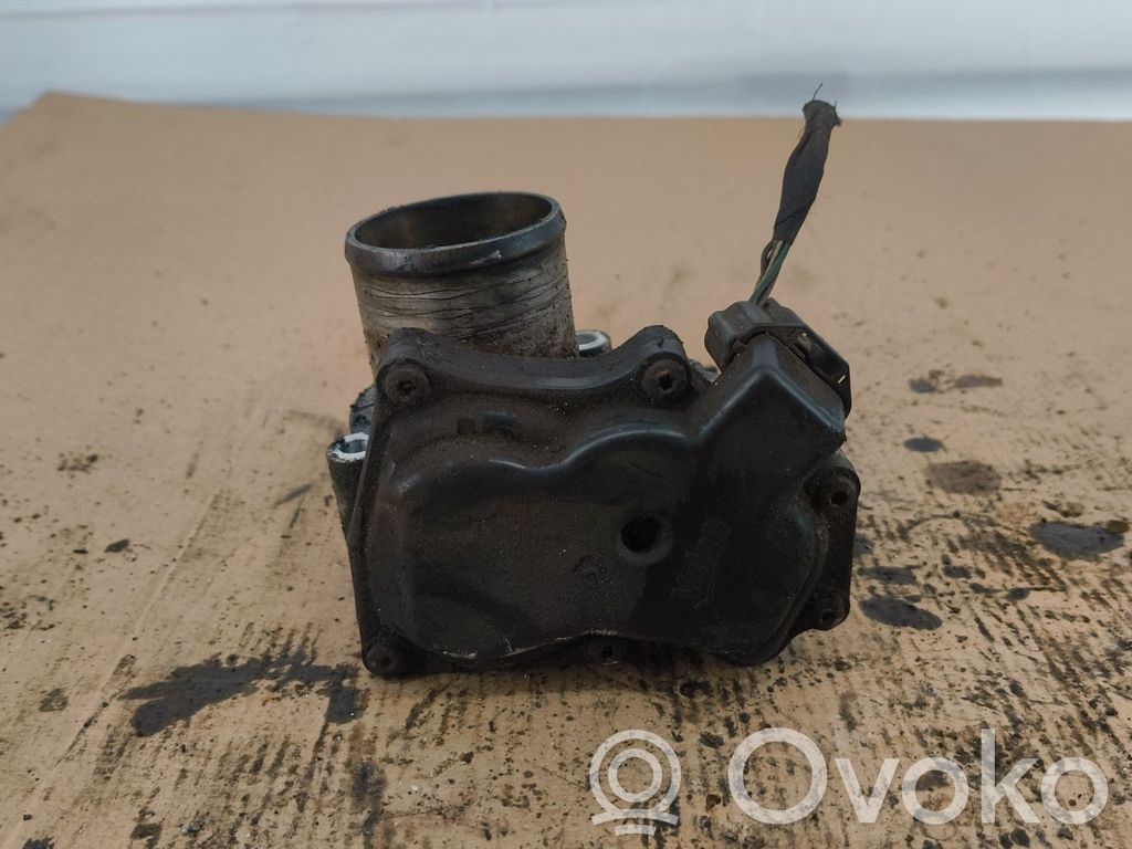 Opel Vivaro Throttle valve 