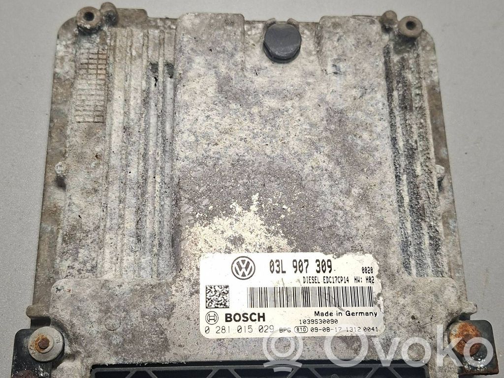Volkswagen Caddy Engine control unit/module 