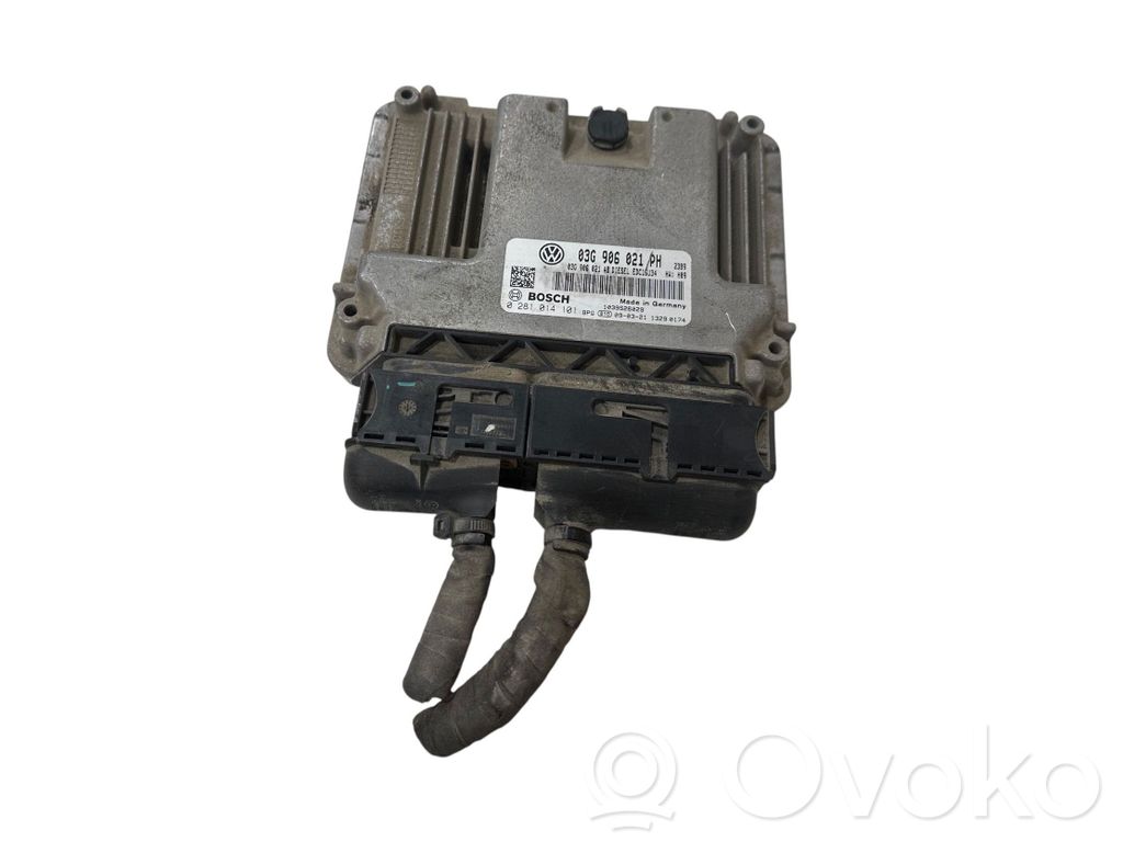 Volkswagen Caddy Engine control unit/module 