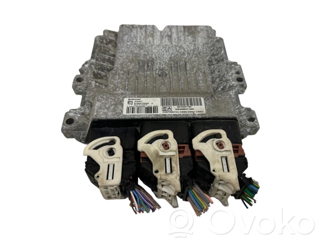Peugeot 3008 I Engine control unit/module 