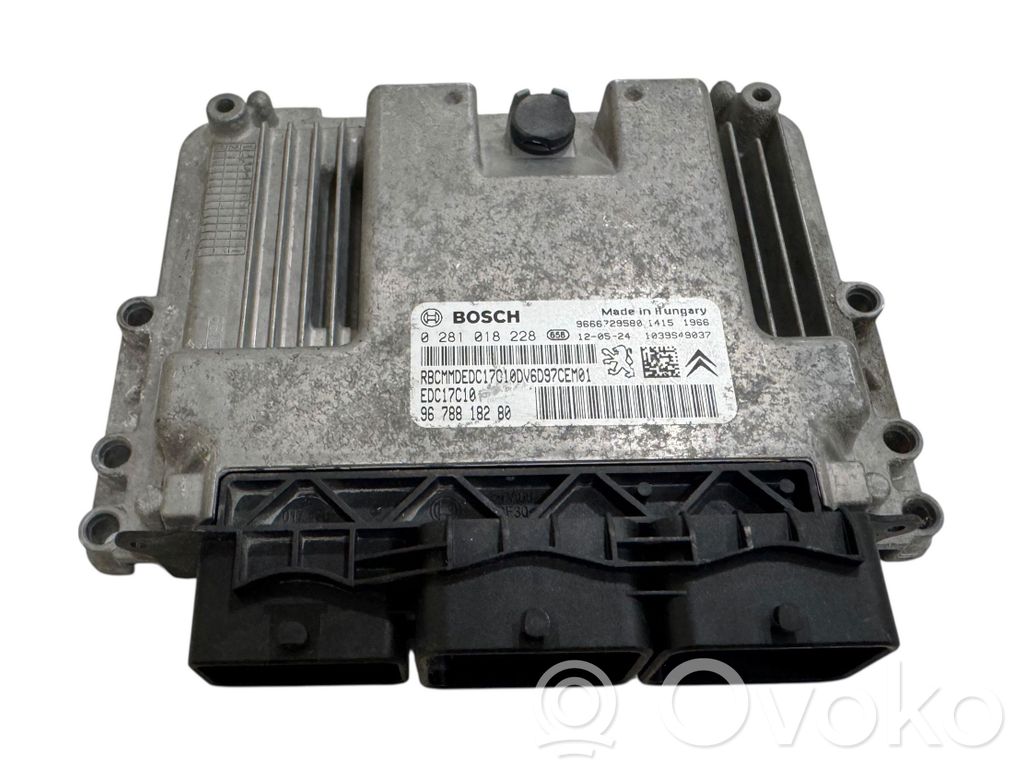Peugeot 308 Engine control unit/module 