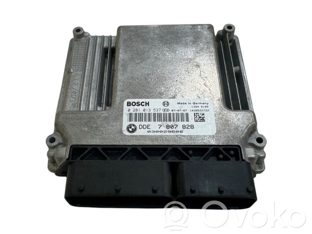 BMW 1 E81 E87 Engine control unit/module 