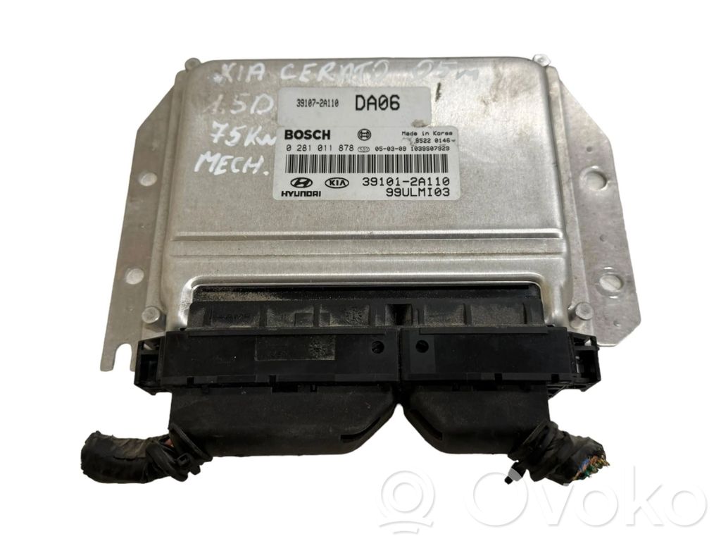 KIA Cerato Engine control unit/module 