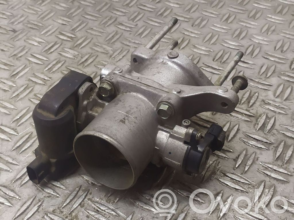 Toyota Land Cruiser (J120) Clapetă accelerație 