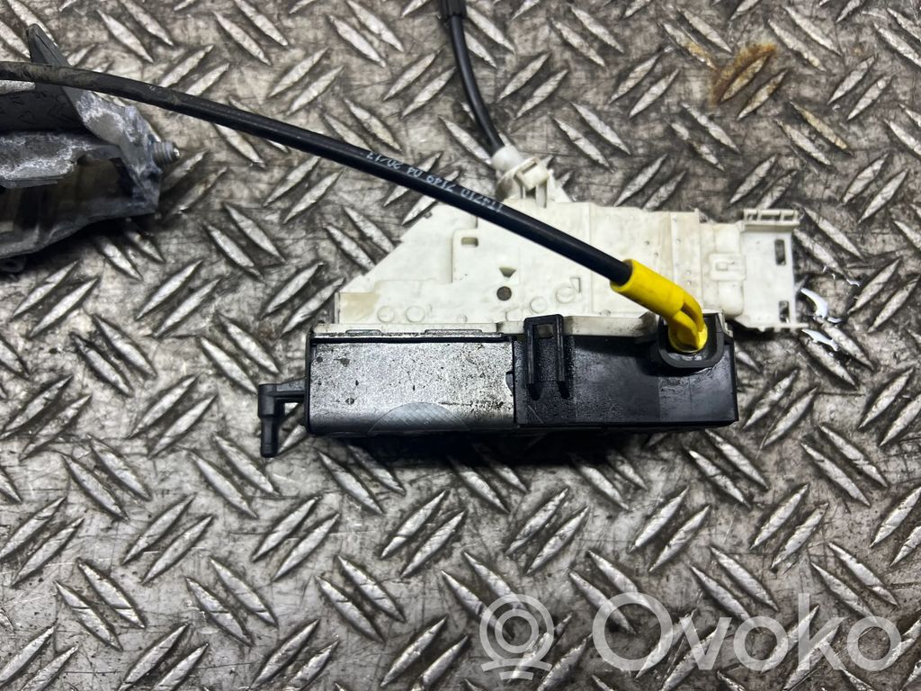 Toyota Proace Front door lock 