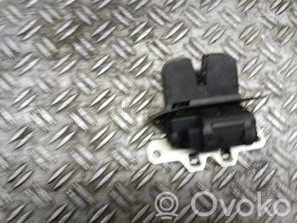 Toyota Avensis T250 Încuietoare ușă față 