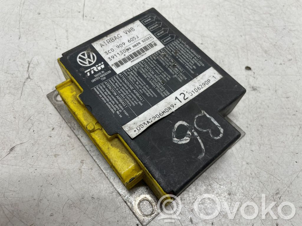 Volkswagen PASSAT B6 Airbag control unit/module 
