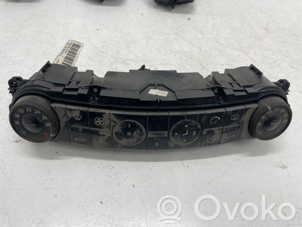 Mercedes-Benz E W211 Climate control unit 