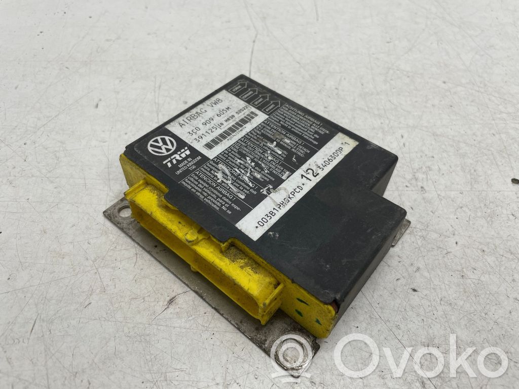 Volkswagen PASSAT B6 Airbag control unit/module 