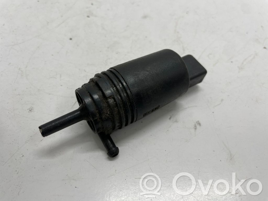 BMW 3 F30 F35 F31 Windscreen/windshield washer pump 