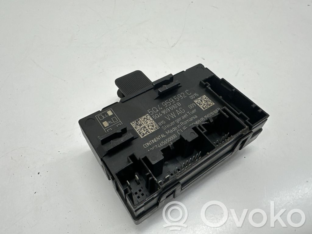 Skoda Octavia Mk3 (5E) Door control unit/module 