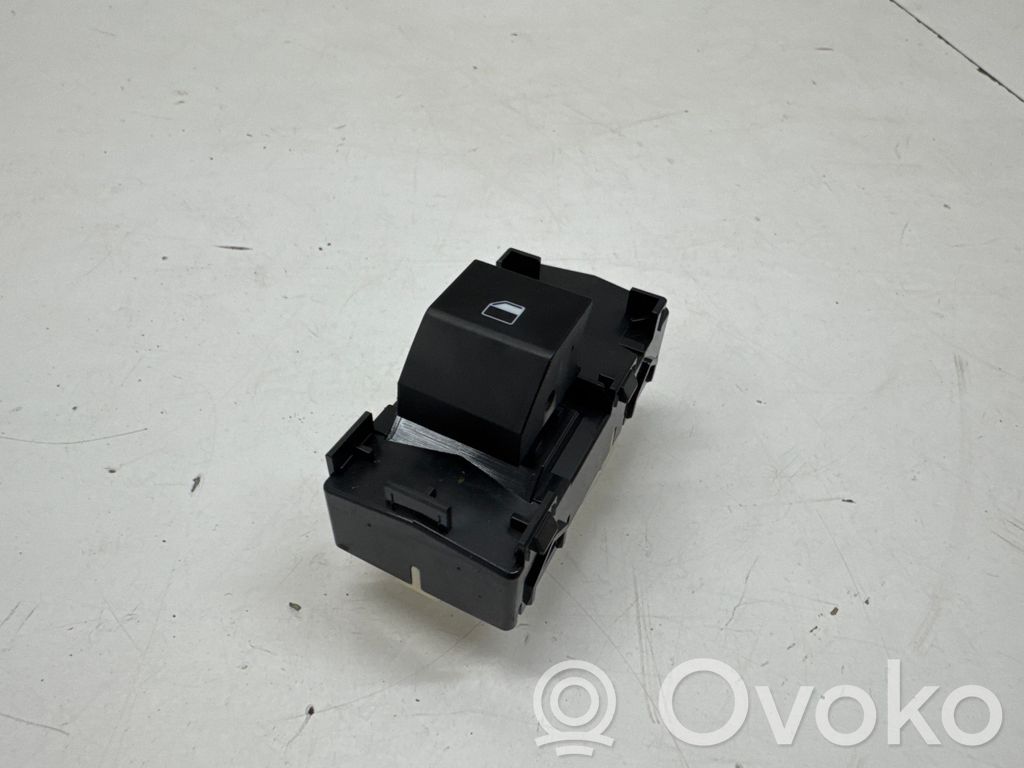 KIA Niro Electric window control switch 