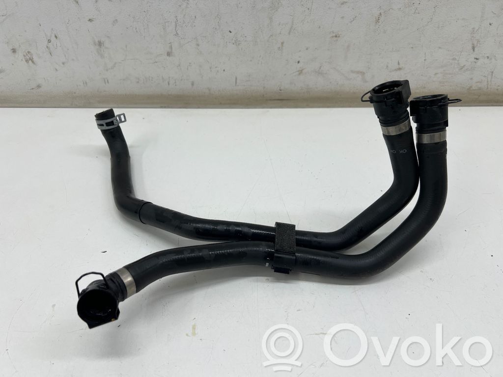 BMW i4 Engine coolant pipe/hose 