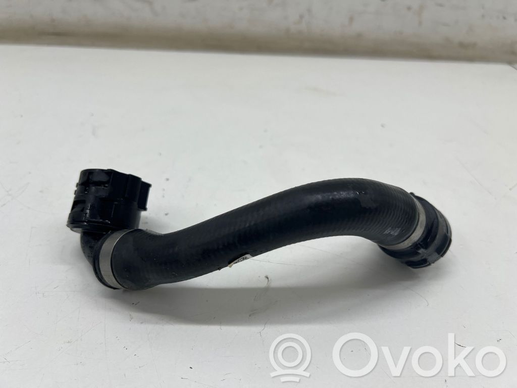 BMW i4 Engine coolant pipe/hose 