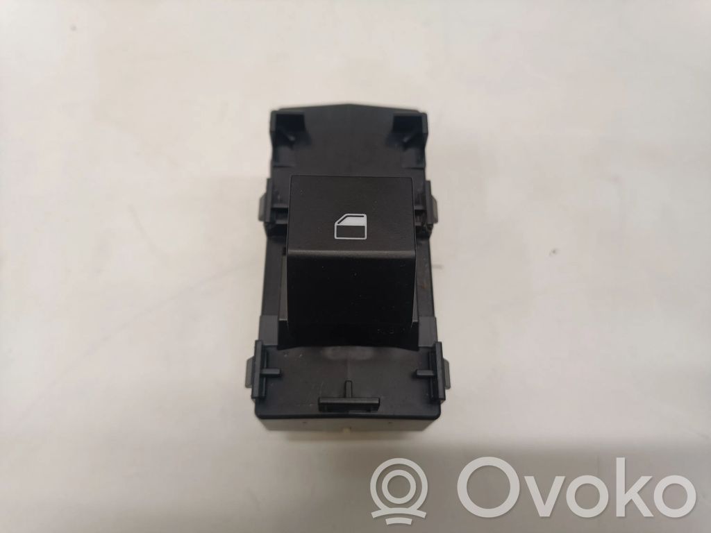 KIA Niro Electric window control switch 