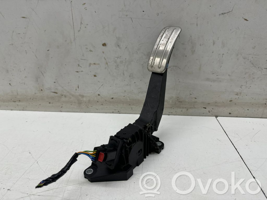 Ford Puma Akseleratora pedālis 