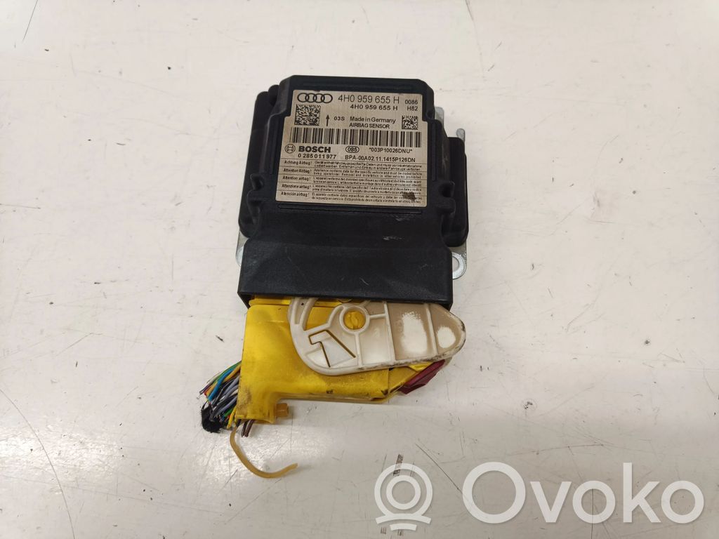 Audi A8 S8 D4 4H Airbag control unit/module 