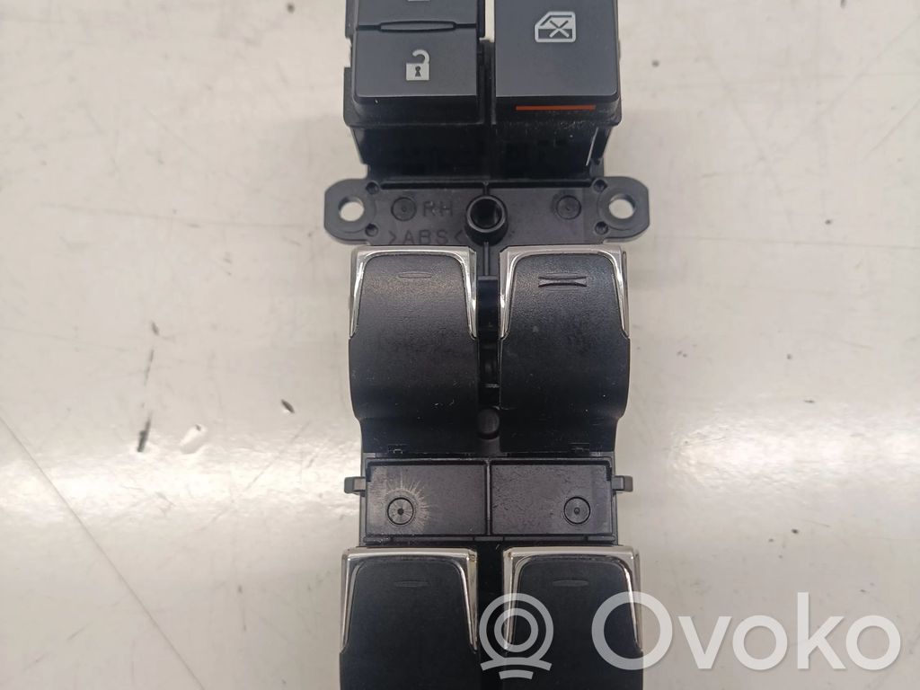 Lexus NX Electric window control switch 