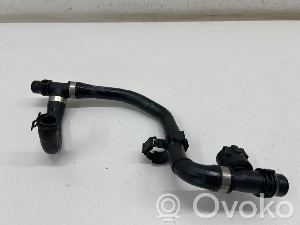 BMW i4 Engine coolant pipe/hose 
