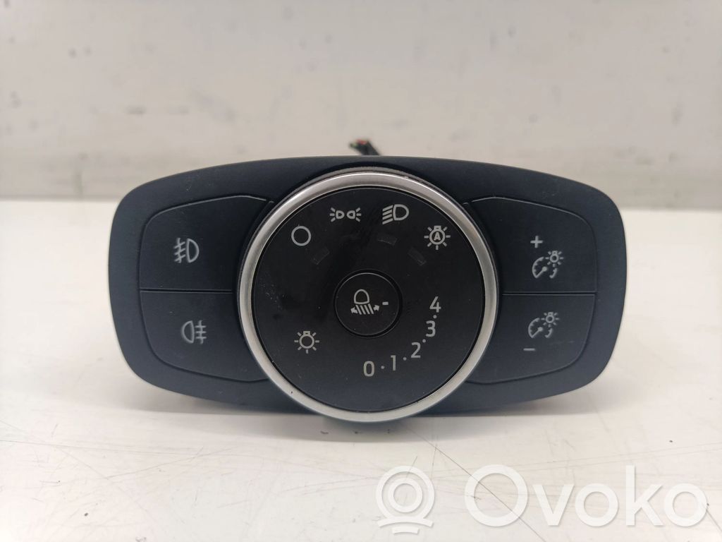 Ford Focus Light switch 