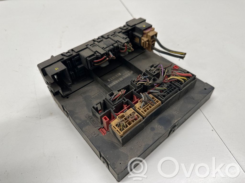 Volkswagen PASSAT B6 Module confort 