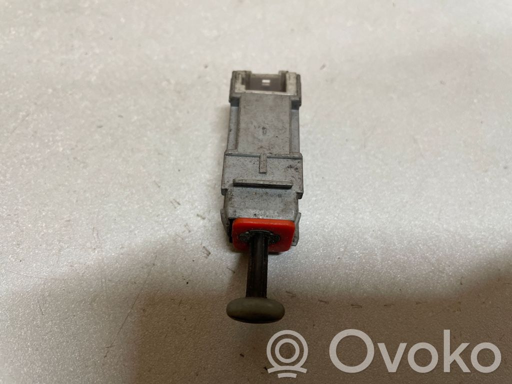 Opel Astra H Brake pedal sensor switch 