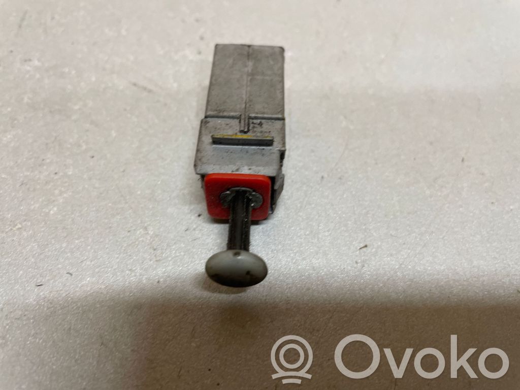 Opel Astra H Brake pedal sensor switch 