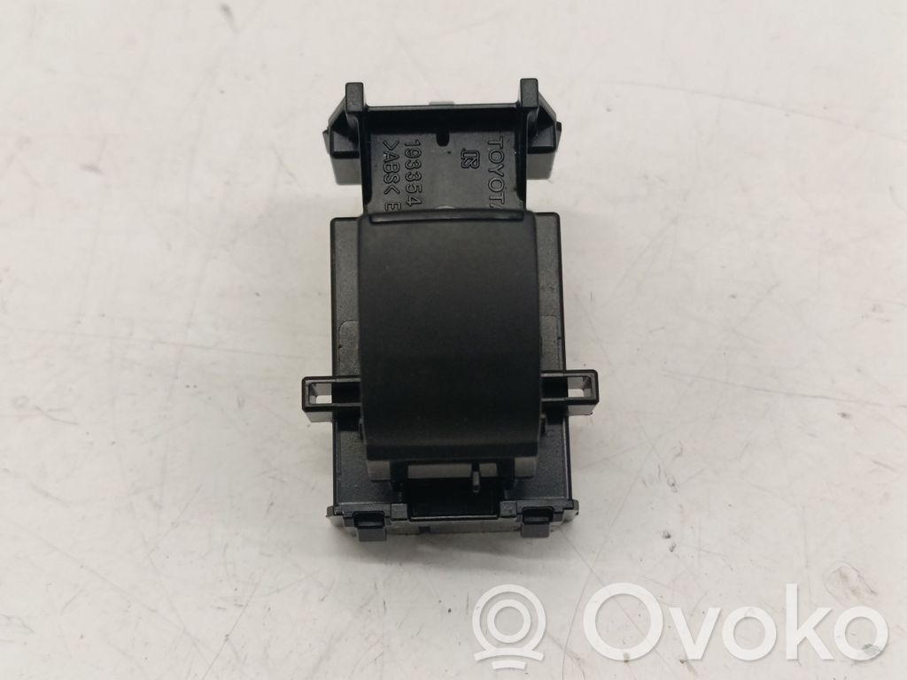 Toyota Yaris XP210 Electric window control switch 
