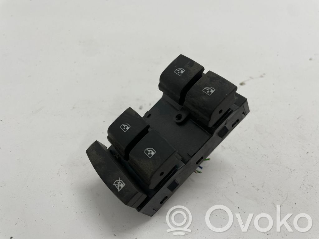 Opel Astra K Electric window control switch 