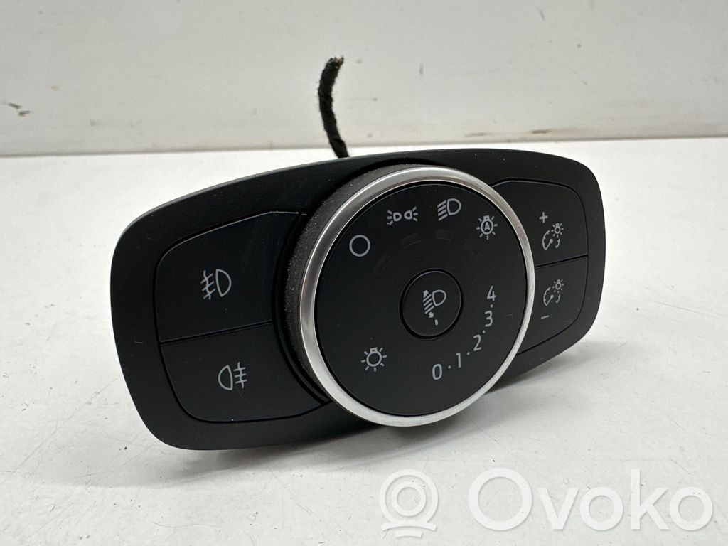 Ford Focus Light switch 