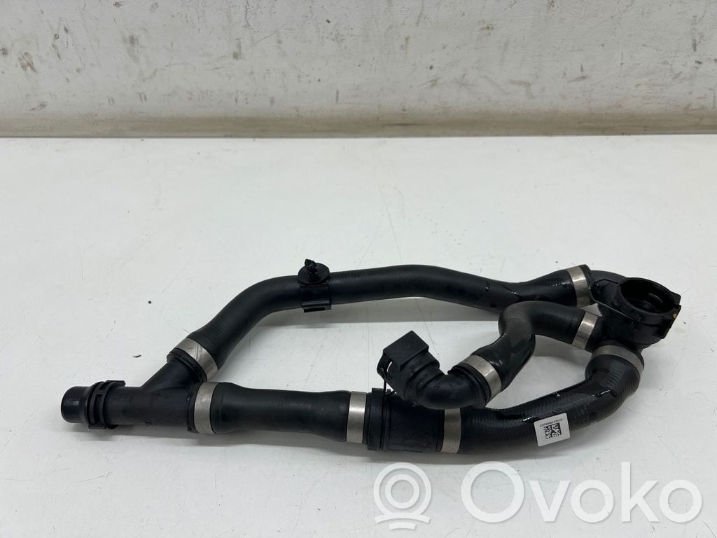 BMW i4 Engine coolant pipe/hose 