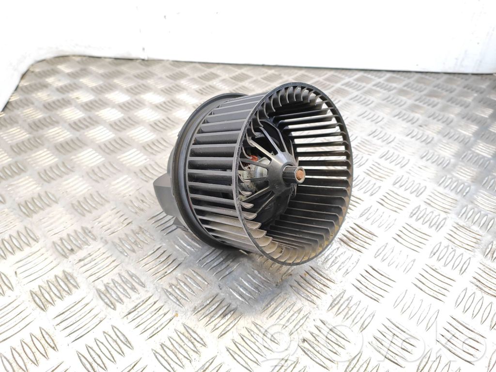 Ford Focus Mazā radiatora ventilators 
