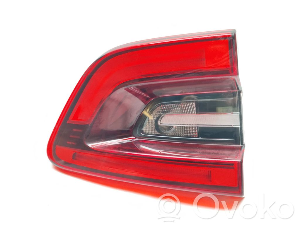 Renault Kadjar Tailgate rear/tail lights 