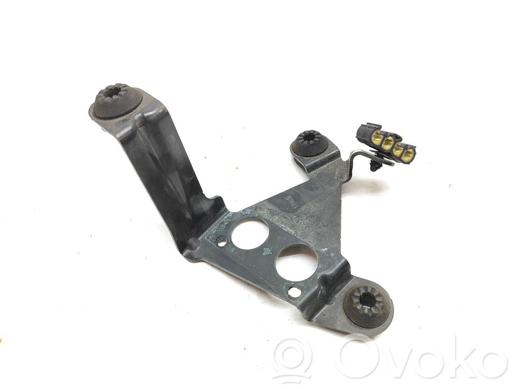 Volvo S90, V90 ABS pump bracket 