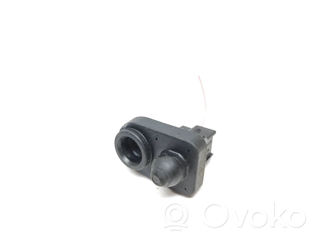 Sensor de la puerta trasera   9299