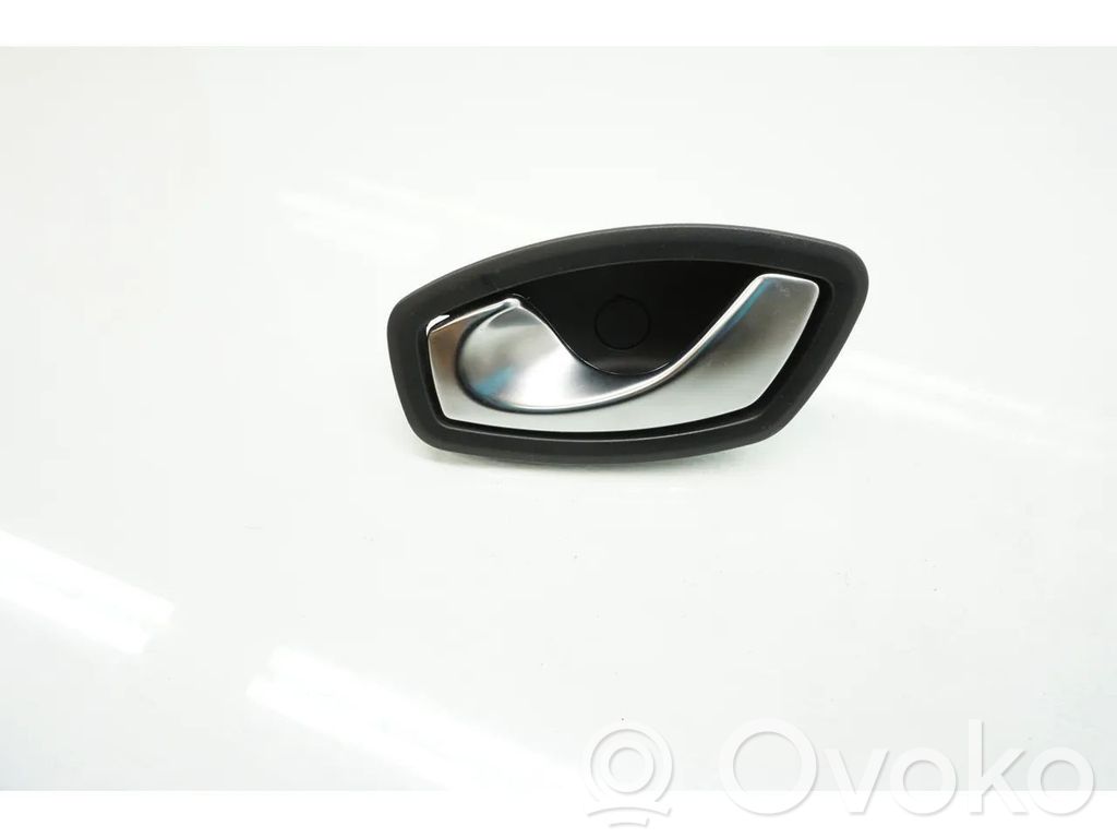 Renault Megane III Front door interior handle 