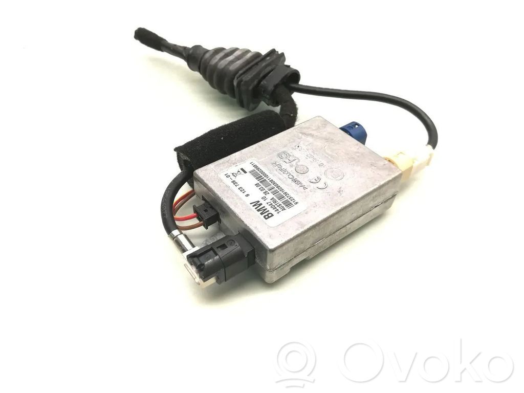BMW 1 E81 E87 Antenos stiprintuvas 