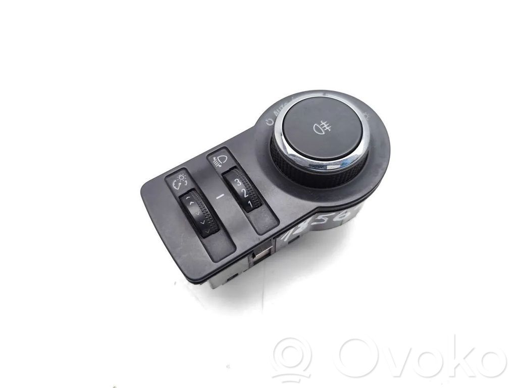 Opel Insignia A Light switch 