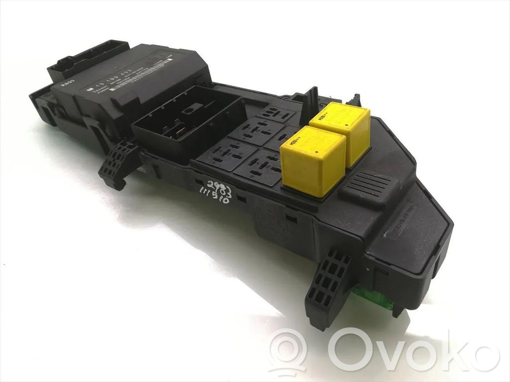 Opel Vectra C Drošinātāju bloks 