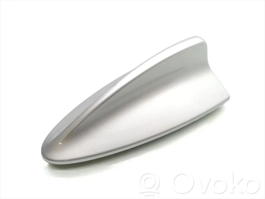 BMW 3 E90 E91 Stogo (GPS) antenos dangtelis 