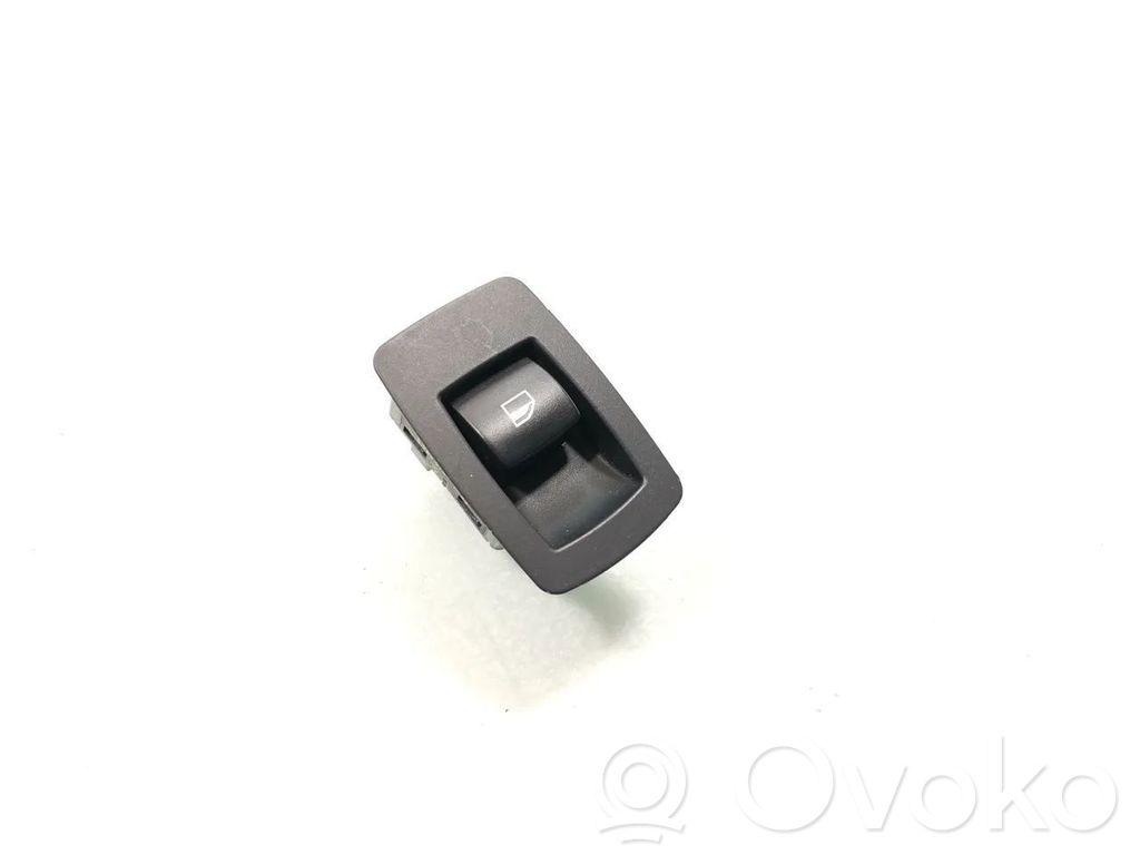 Electric window control switch   6945874
