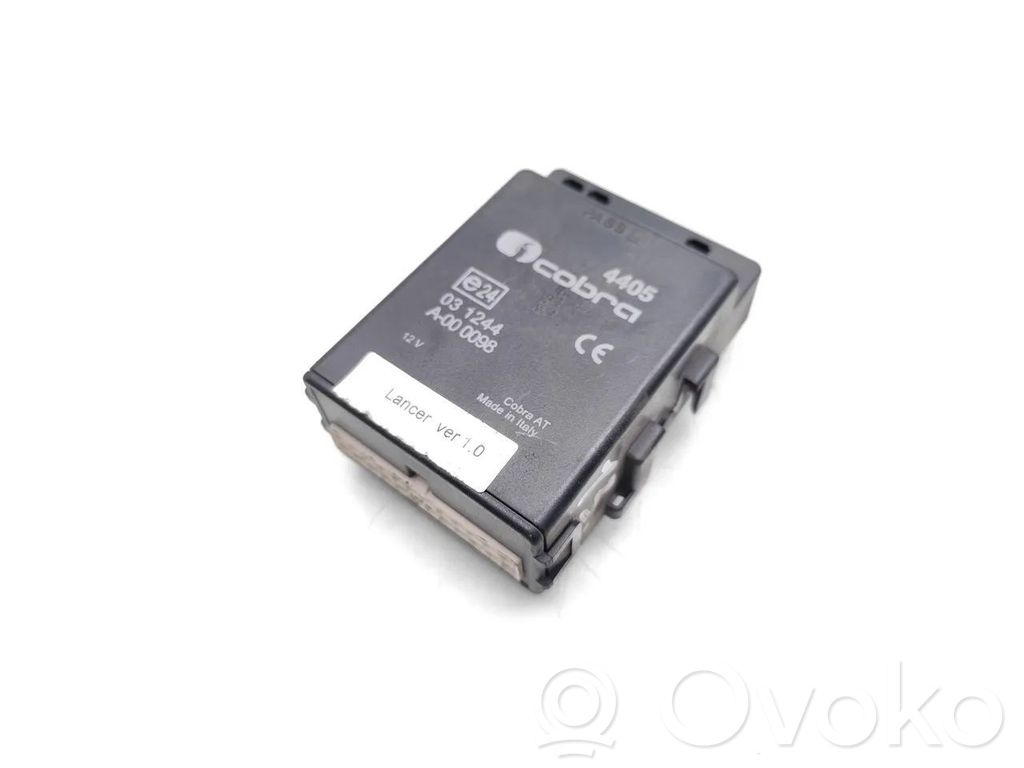 Mitsubishi Lancer VIII Boîtier module alarme 