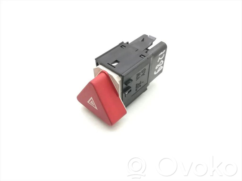 Volkswagen Golf Plus Hazard light switch 