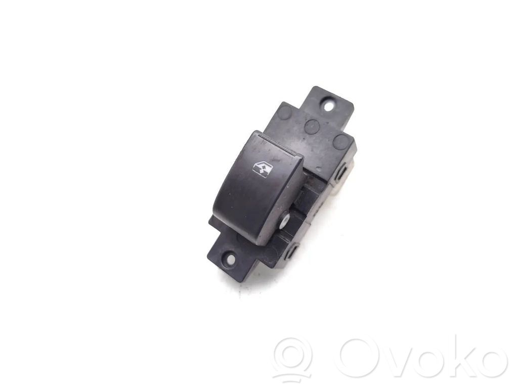 Opel Antara Electric window control switch 