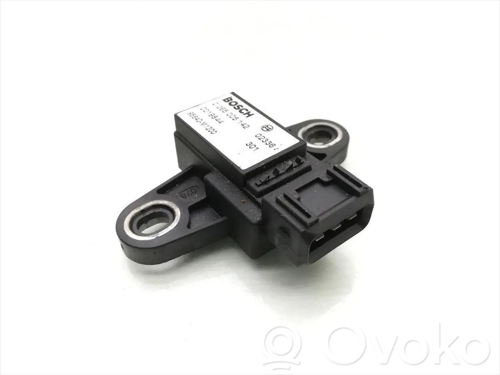 KIA Sorento Sensor impacto/accidente para activar Airbag 
