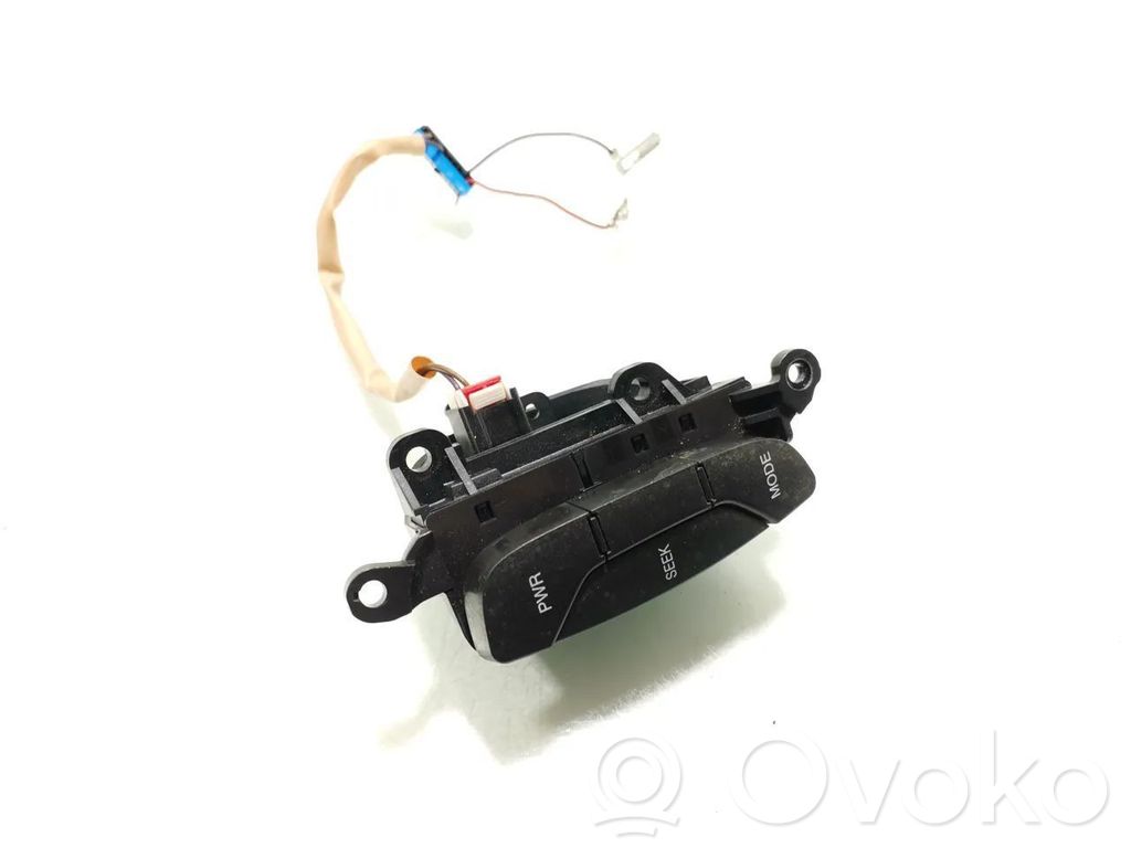 Chevrolet Captiva Interruptores/botones de la columna de dirección 