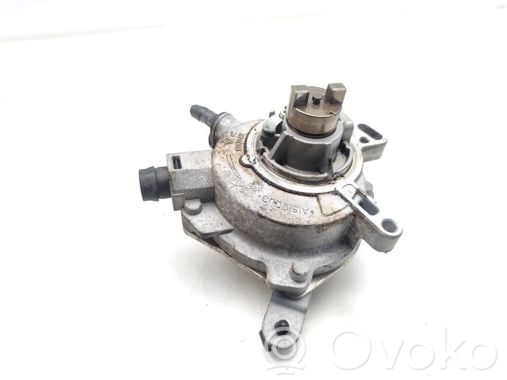 Ford Focus Vacuum pump 