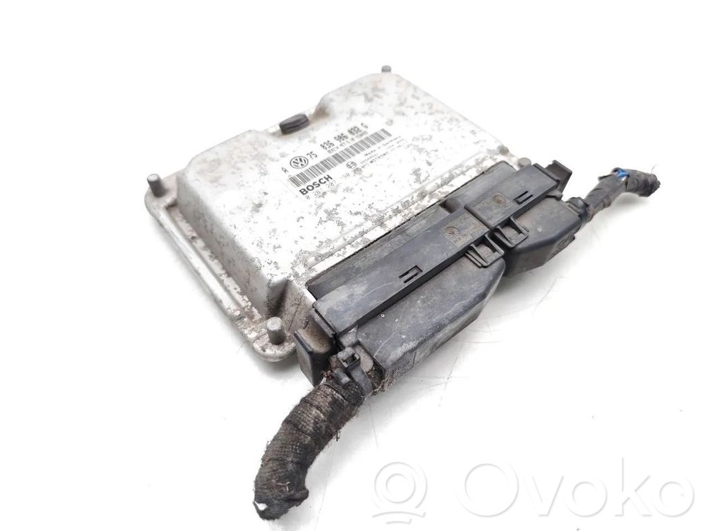 Volkswagen Golf IV Engine control unit/module 